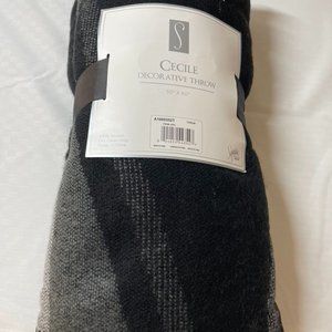 Cecile Decorative Throw